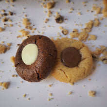 Cargar imagen en el visor de la galería, mini cookies de chocolate, chocolate blanco, chocolate con leche
